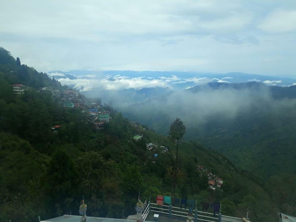 Vamoose Quaint Wood Cottage Darjeeling  Eksteriør bilde